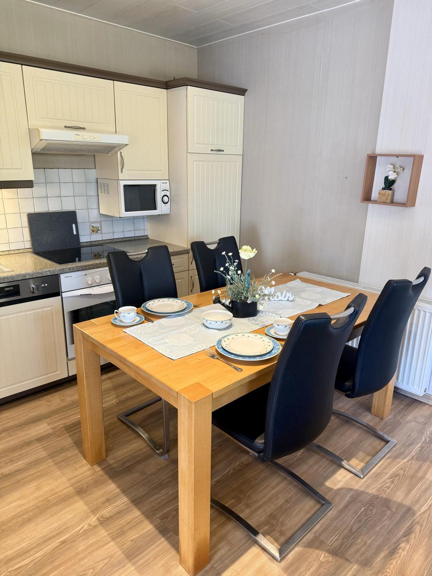 Ferienhaus Blinkfuer Neuharlingersiel Exteriér fotografie